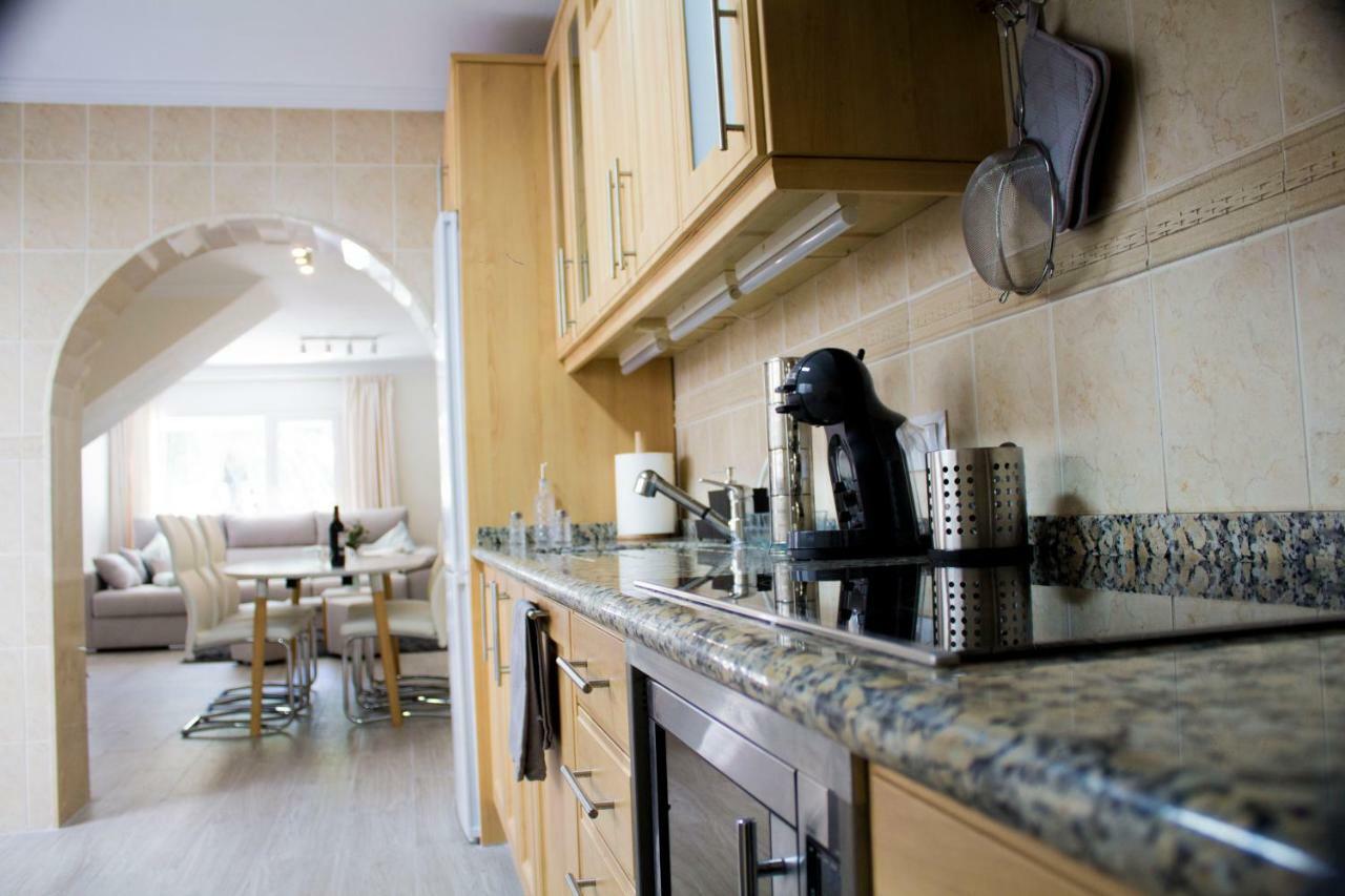 La Carihuela - Torremolinos Alquiler De Casa Vacacional Malaga Екстер'єр фото