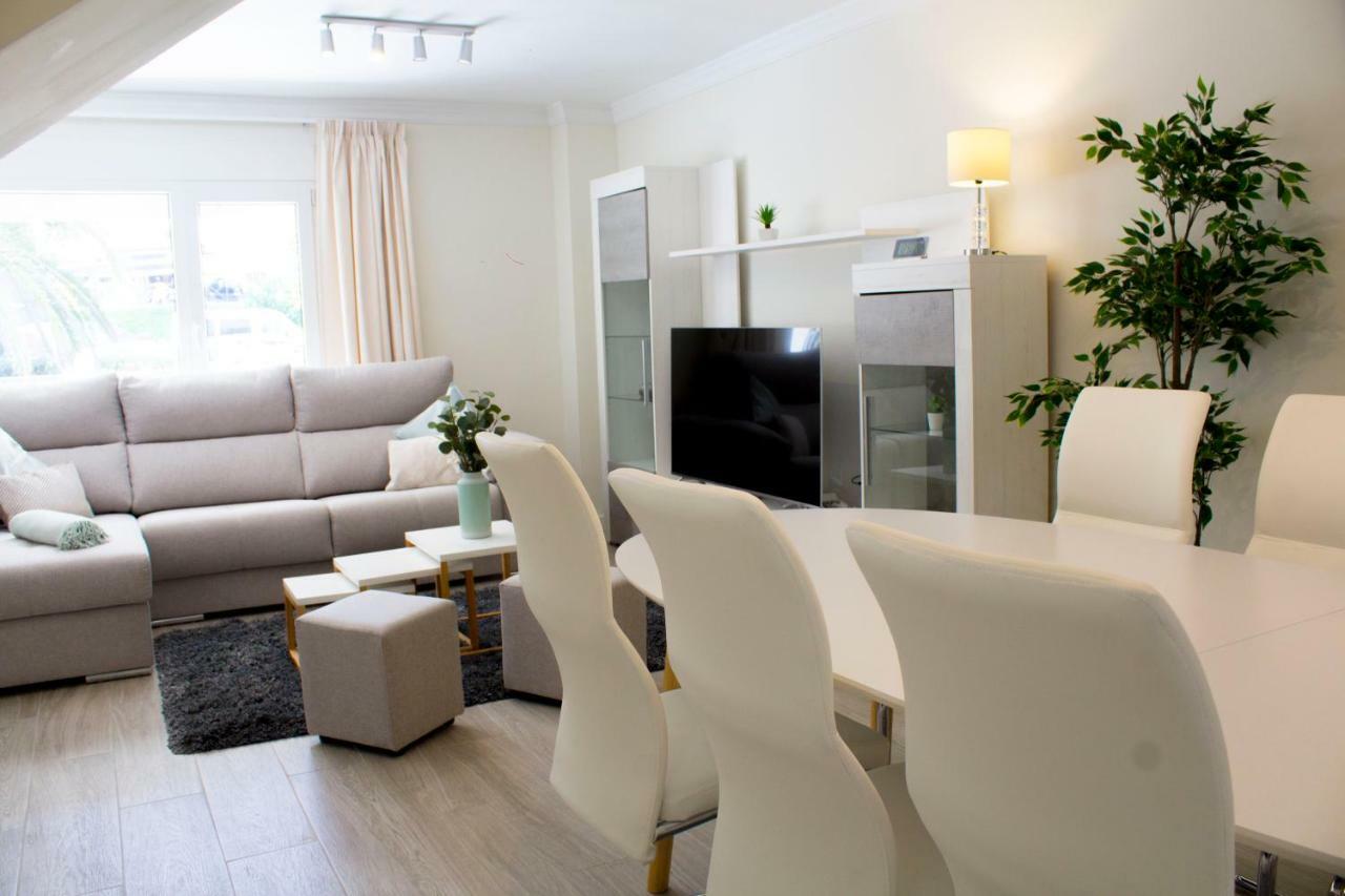 La Carihuela - Torremolinos Alquiler De Casa Vacacional Malaga Екстер'єр фото