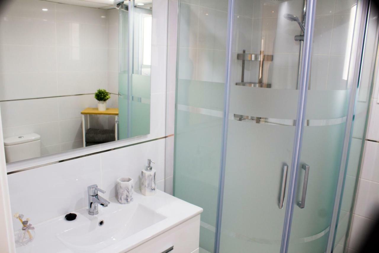 La Carihuela - Torremolinos Alquiler De Casa Vacacional Malaga Екстер'єр фото